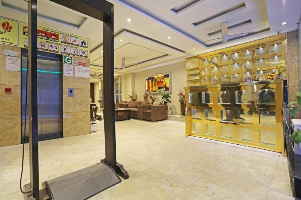 Hotel Urban Luxury New Delhi Exterior photo